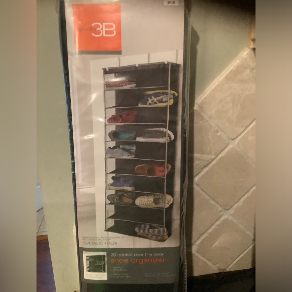 Over the door shoe holder